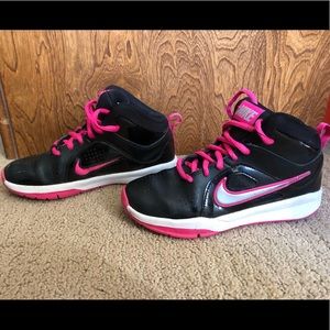 Girls size 1 Nike basketball shoes